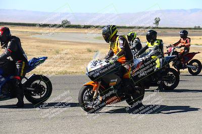 media/Aug-13-2023-CRA (Sun) [[1cfc37a6fb]]/Race 4 400 Superbike/Grid Shots/